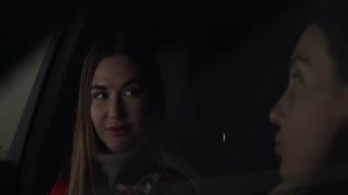 Attractive stunner enjoys first squirting orgasm