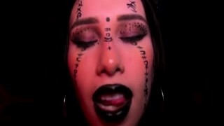 Katty Blake - Bruja Malvada Hechiza Hombre Con Gran Polla