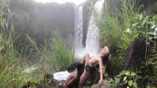 Yourboyfcisco - Hawaiian Waterfal Sex W Lena Paul