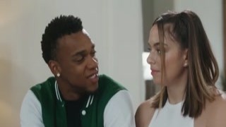 Coach helps teen cover up her pregnancy