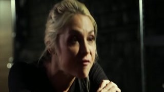 Agent make busty latin prostitute squirt