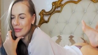 Blonde Babe Ultimate Temptation Cam Show